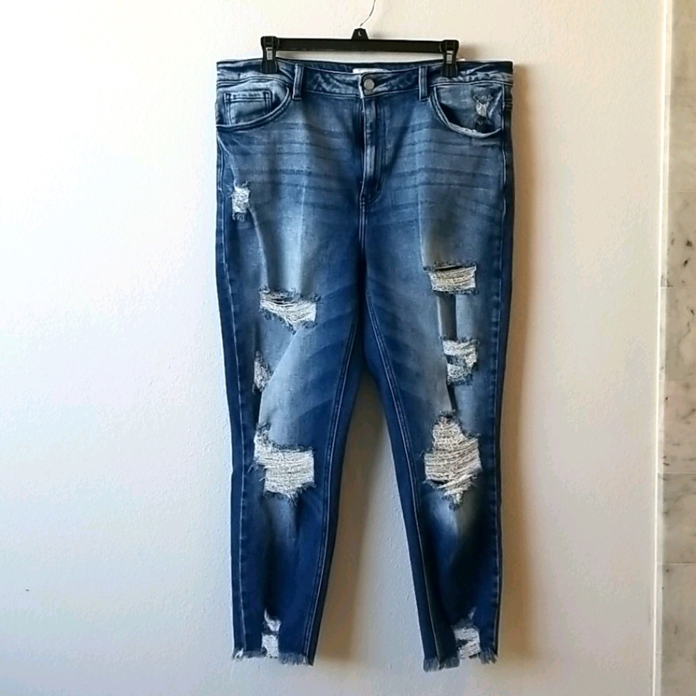 KanCan Signature Kurvy Jeans